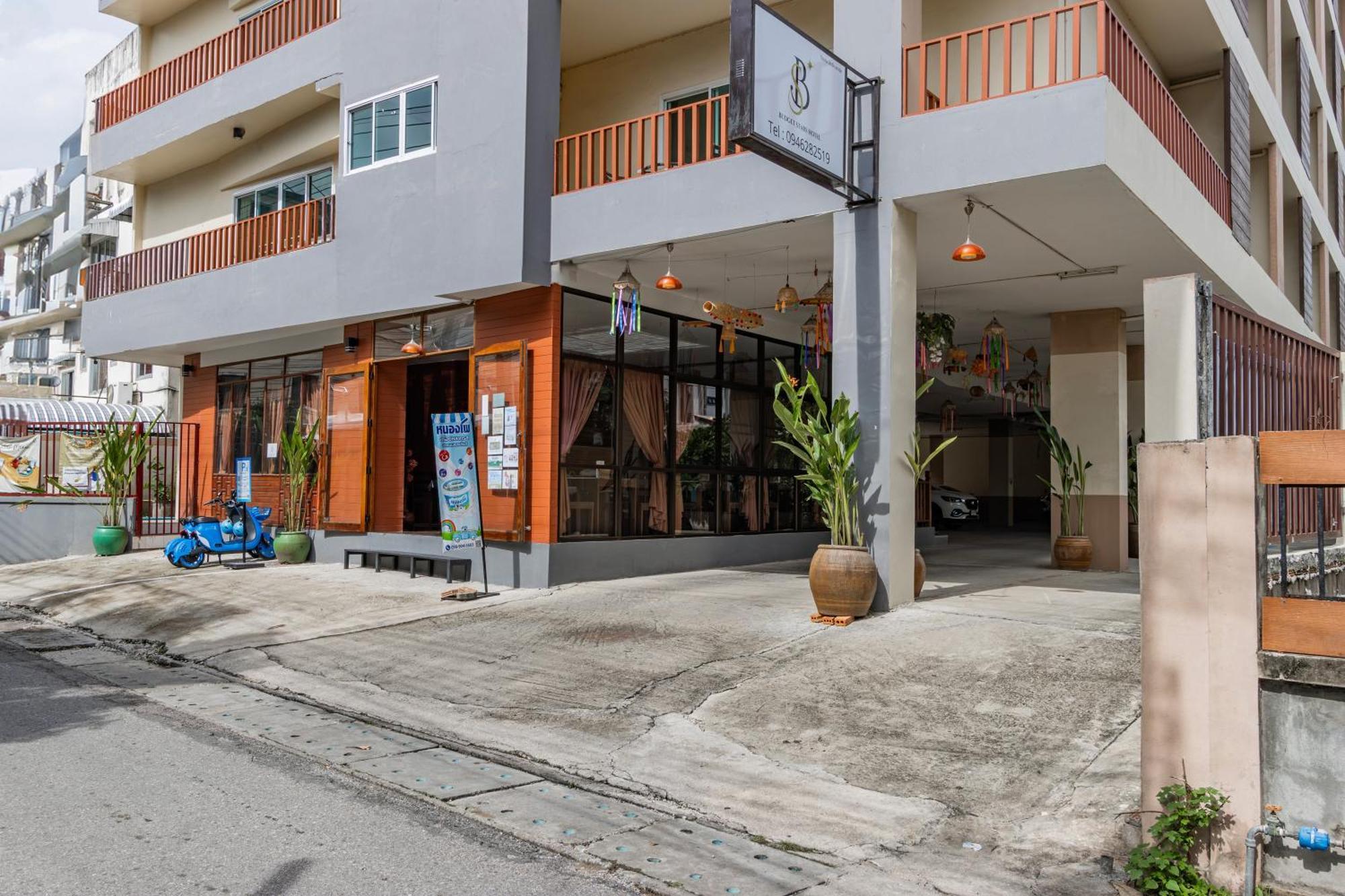 Budget Stars Hotel Čiang Mai Exteriér fotografie