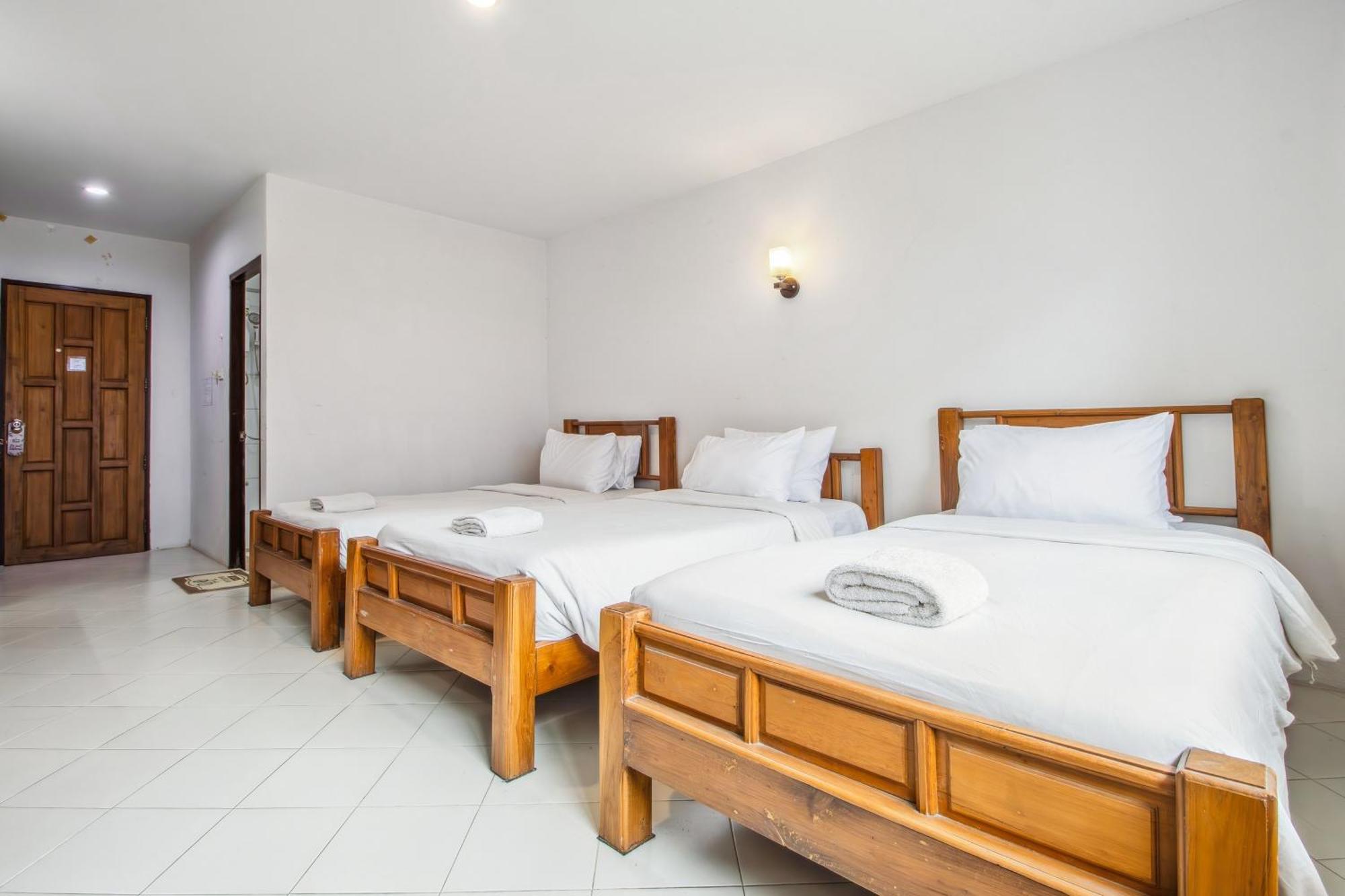 Budget Stars Hotel Čiang Mai Exteriér fotografie